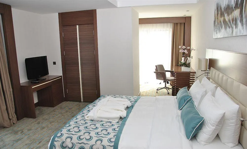 Holiday Inn Express Istanbul-Altunizade By Ihg