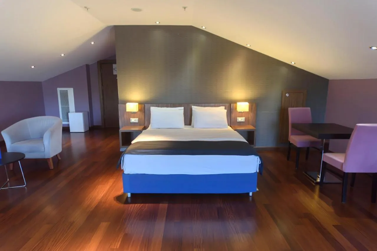 Holiday Inn Express Istanbul-Altunizade By Ihg Istanbul