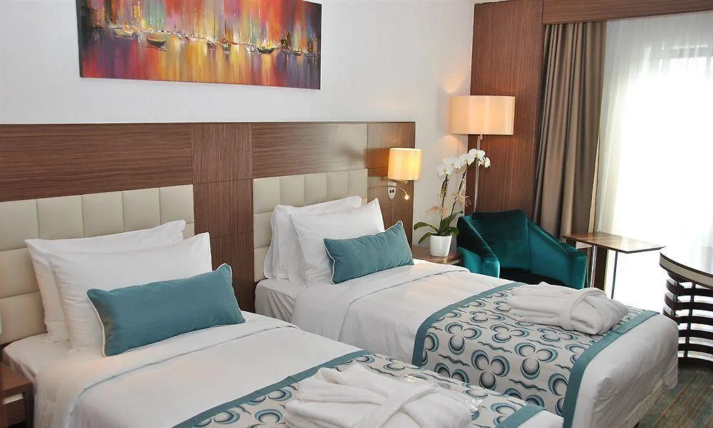 Holiday Inn Express Istanbul-Altunizade By Ihg Hotel Istanbul