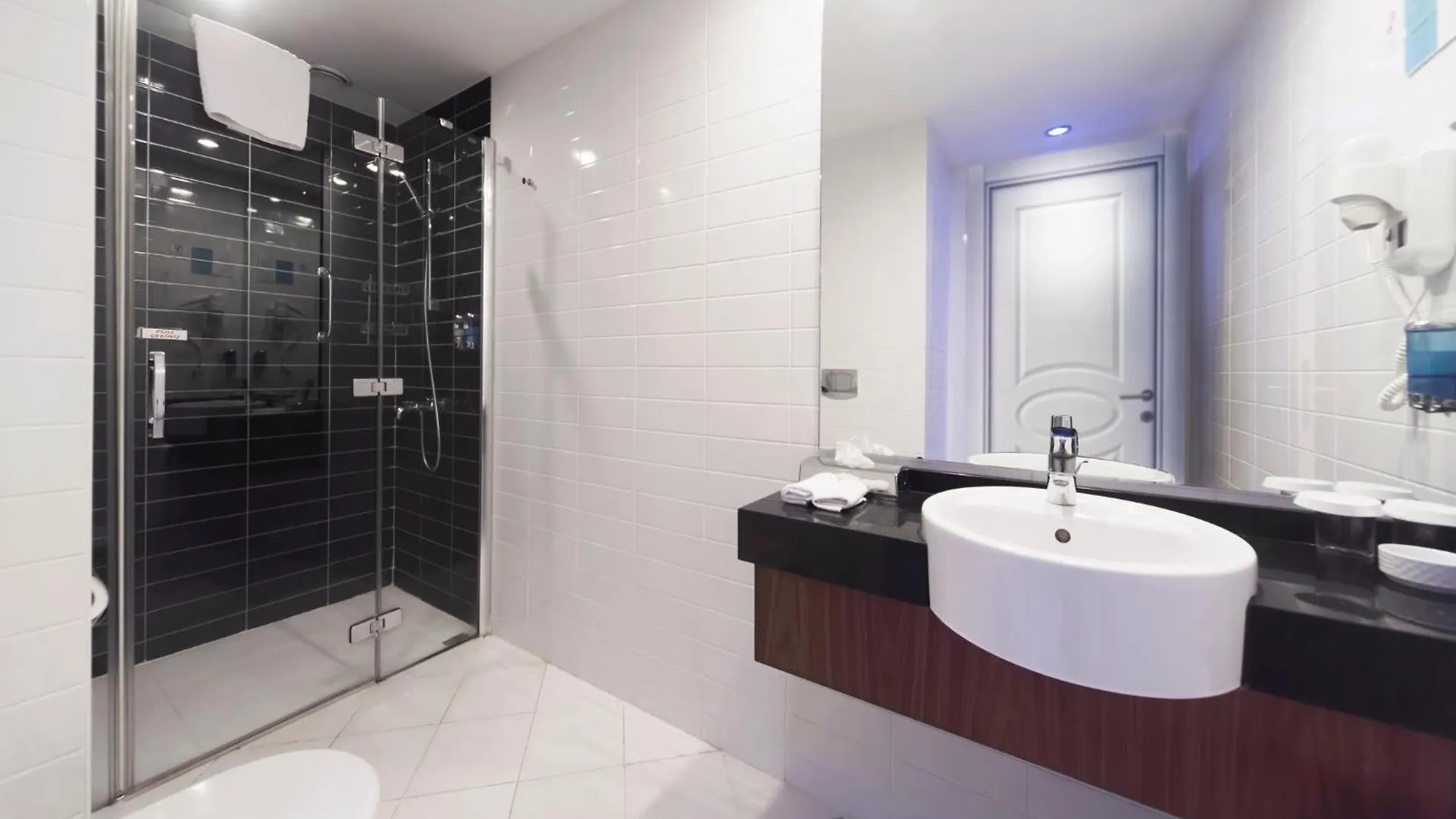 Holiday Inn Express İstanbul-Altunizade 3*, İstanbul Türkiye