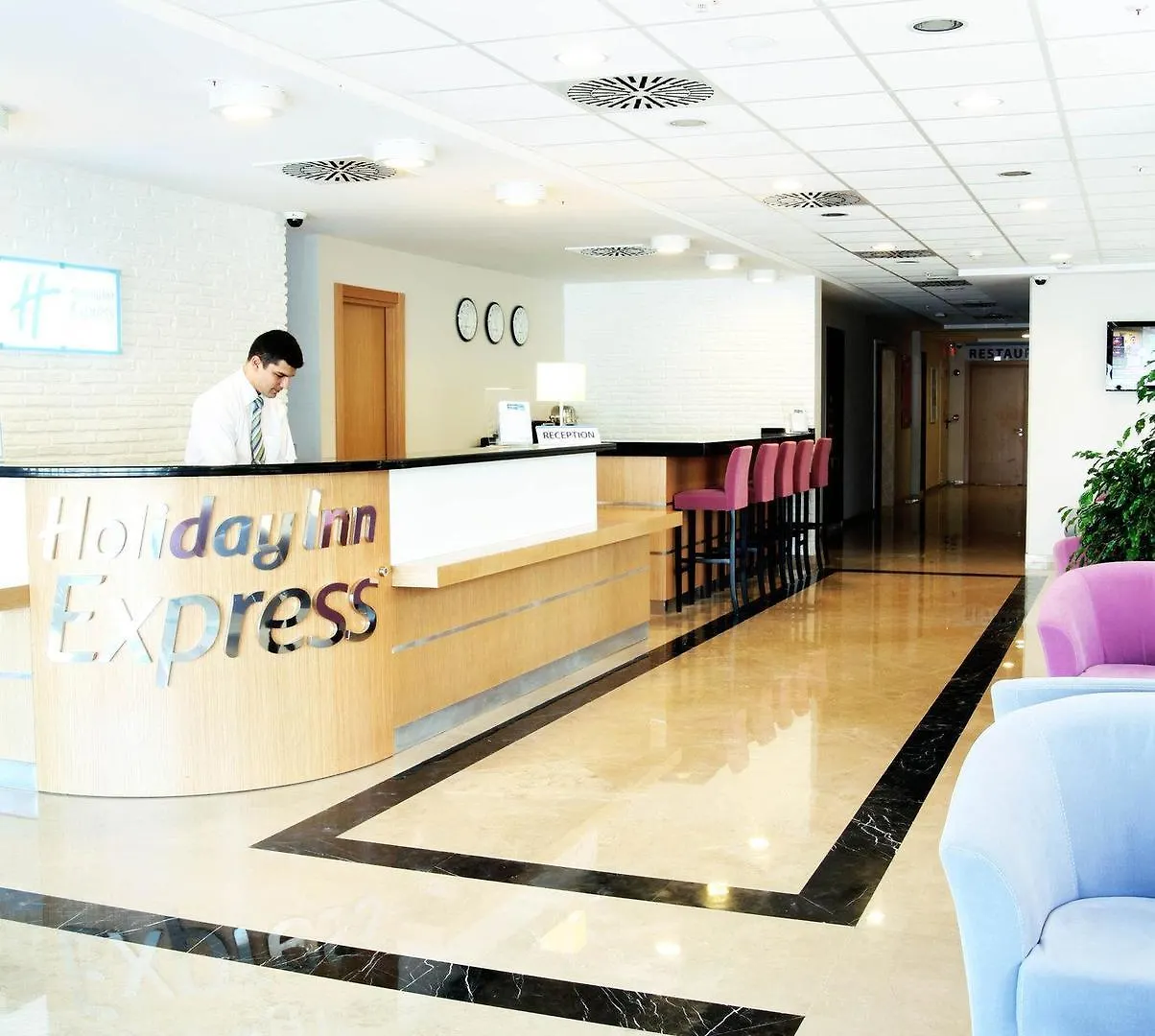 Holiday Inn Express Istanbul-Altunizade By Ihg Hotel