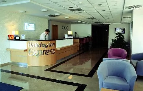 Hotel Holiday Inn Express Istanbul-Altunizade By Ihg