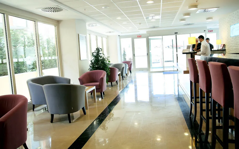 Holiday Inn Express Istanbul-Altunizade By Ihg Hotel Istanbul