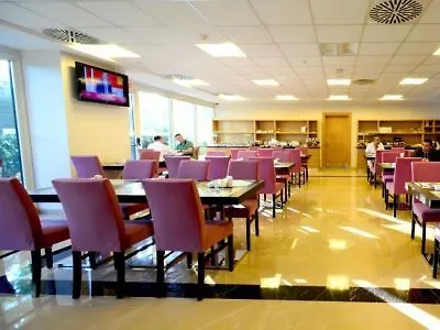 Holiday Inn Express Istanbul-Altunizade By Ihg Hotel