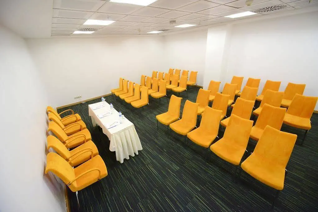 Holiday Inn Express Istanbul-Altunizade By Ihg Hotel